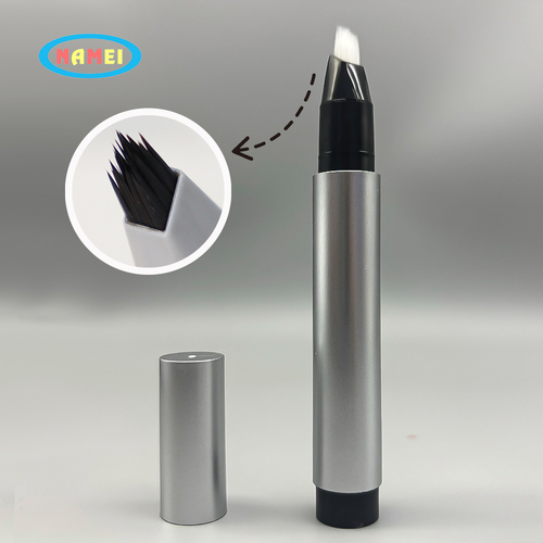 ข่าวล่าสุดของบริษัทเกี่ยวกับ ค้นพบการบรรจุดินสอ eyeliner และถังแต่งหน้าเปล่า