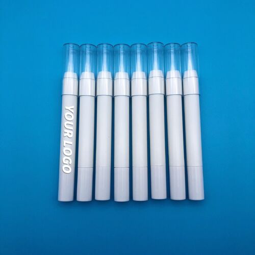 บล็อกบริษัทล่าสุดเกี่ยวกับ หลอดปากกาเครื่องสำอางเปล่า Twist Up แบบบางพร้อมฝาใส โซลูชันบรรจุภัณฑ์แบบกำหนดเองสำหรับการสร้างชุดแต่งหน้า