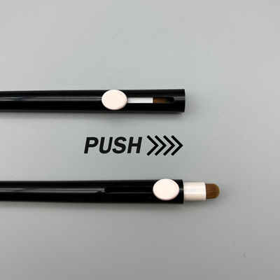 ราคาดี เงินเปล่า Twist Up Lip Liner Container OEM Logo Eyeliner Pencil Packaging กระปุกบรรจุลิปไลนเนอร์ พร้อมแปรงลิปดันดึง ออนไลน์